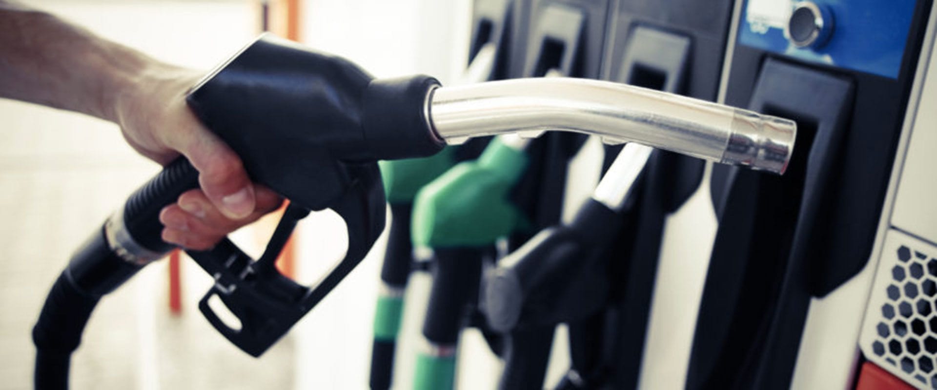 Carte carburant : les bonnes questions à se poser avant d'y souscrire
